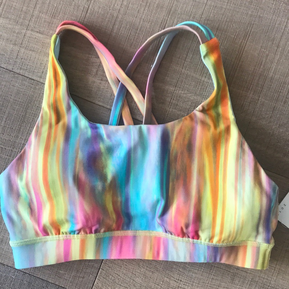 SOLD OUT Lululemon Seawheeze Raver Energy Bra 6